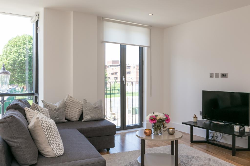 Portobello Apt With Floor-To-Ceiling Views Londra Dış mekan fotoğraf